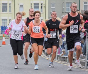 redcar half marathon runners